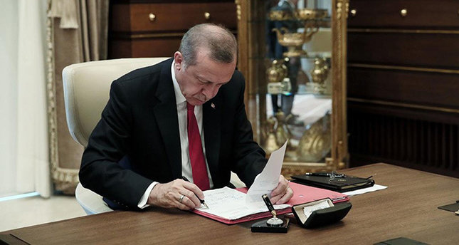 ‏عاجل : #أردوغان يصادق على التعديلات الدستورية الجديدة تمهيدًا للاستفتاء الشعبي