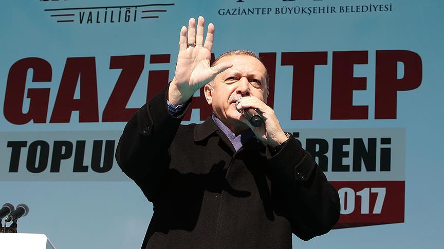 الرئيس التركي رجب طيب أردوغان في زيارة إلى مدينة غازي عينتاب