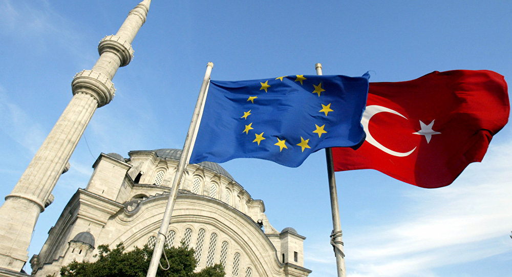 علم تركيا والاتحاد الأوروبي