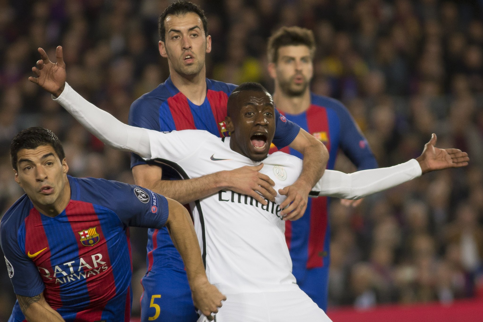 برشلونة يحقق المعجزة ويتأهل لربع نهائي أبطال أوروبا‬