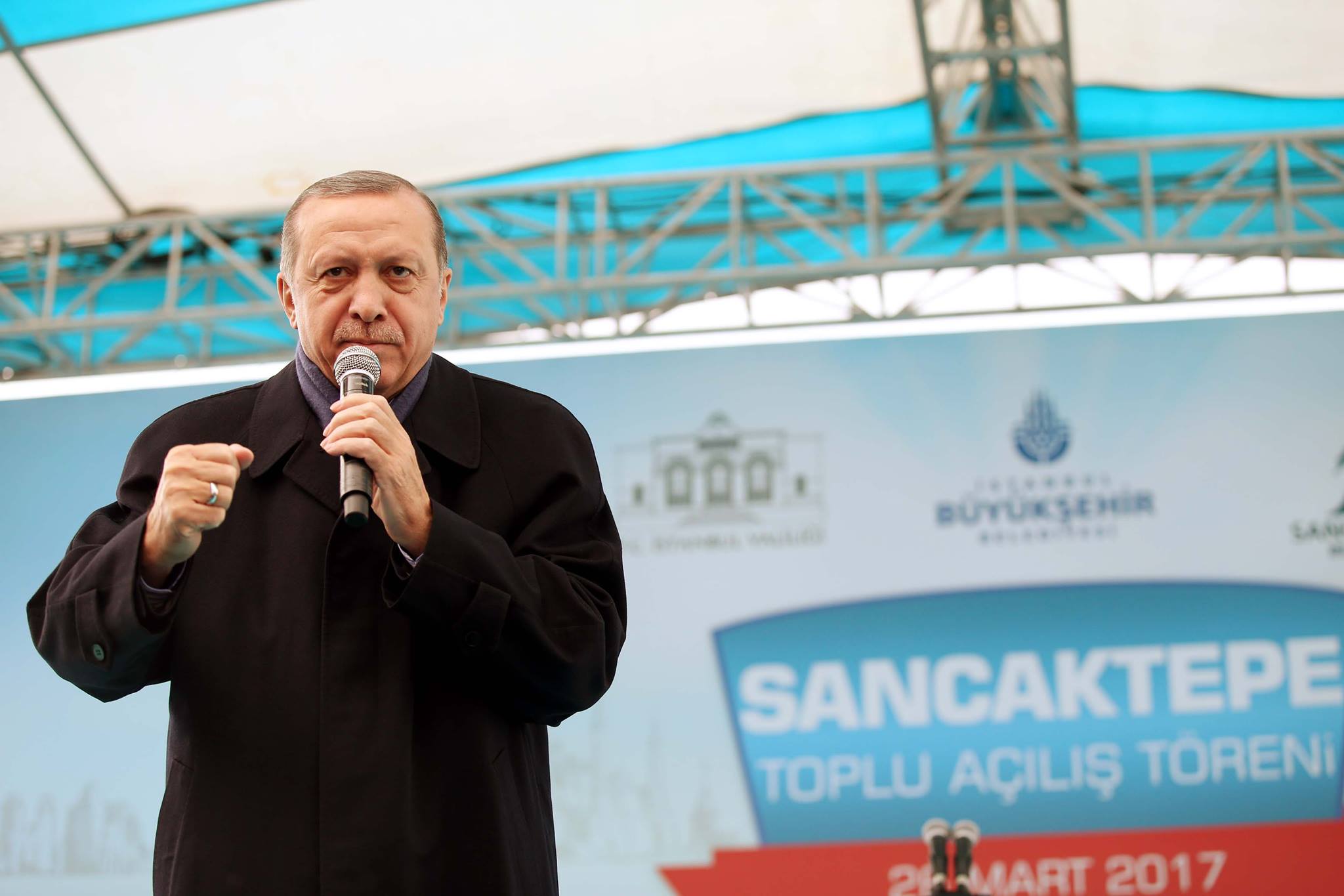 الرئيس أردوغان في كلمة ألقاها بتاريخ 26/3/2017 لدى مشاركته في افتتاح عدد من المشاريع التنموية بمنطقة أسنلر في إسطنبول.
