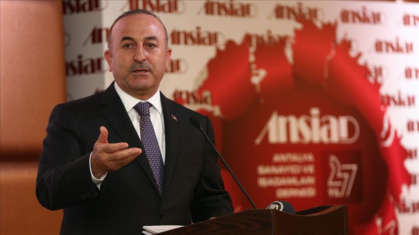 وزير الخارجية التركي يتجه إلى الكويت بعد قطر