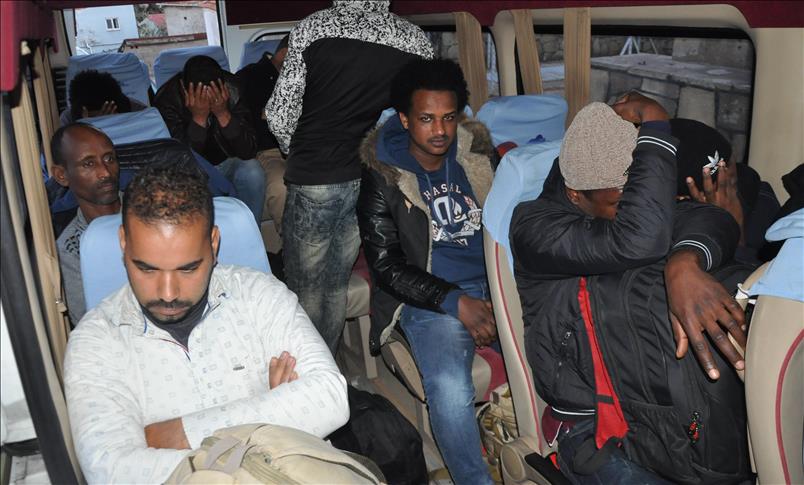 السلطات التركية تضبط 46 أجنبياً أثناء محاولتهم الانتقال إلى الجزر اليونانية