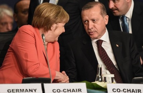 ميركل تدعو أردوغان لزيارة ألمانيا