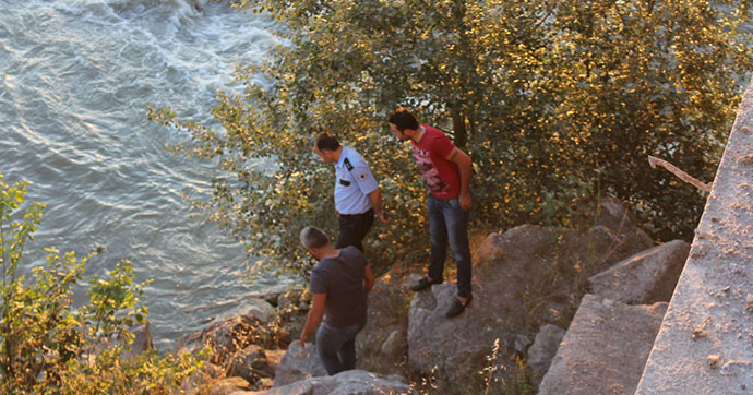 اختفاء سوري داخل نهر في تركيا وترجيحات بغرقه