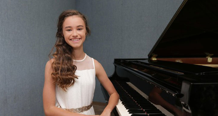طفلة تركية تفوز بالمركز الثاني بمسابقة “البيانو الدولية” في إيطاليا