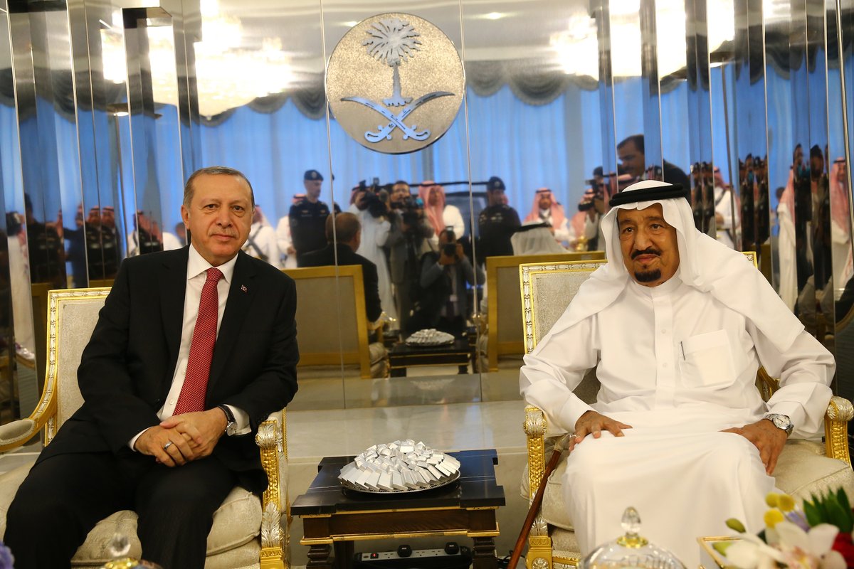 الملك سلمان يستقبل الرئيس أردوغان في جدة 