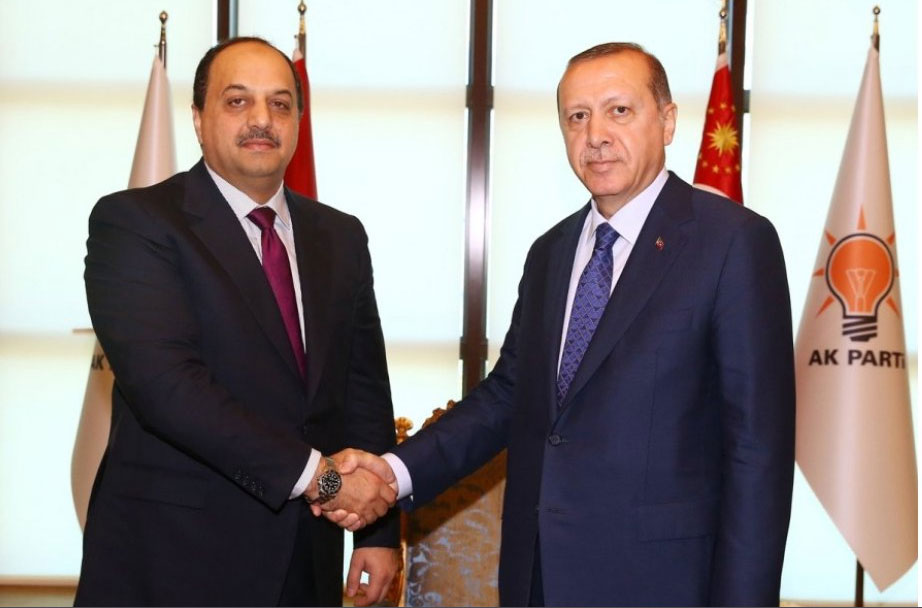 أردوغان يلتقي وزير الدفاع القطري في أنقرة