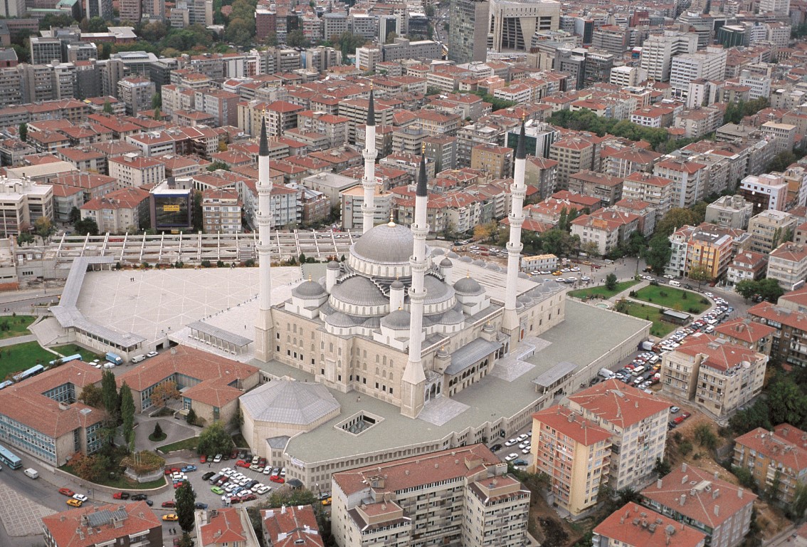 جامع كوجاتيبة.. الأكبر في العاصمة أنقرة