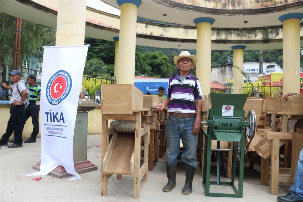 شاهد كيف تساعد “تيكا” التركية مزارعي غواتيمالا