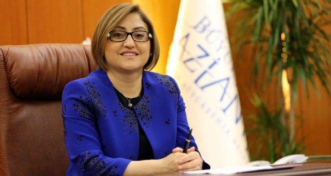 رئيسة بلدية غازي عنتاب فاطمة شاهين