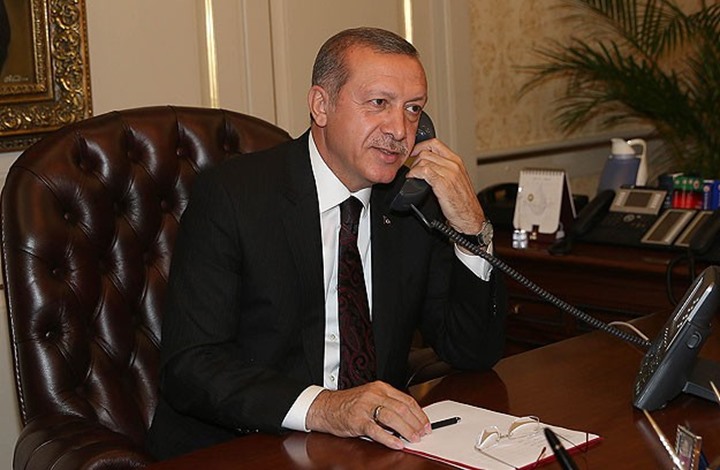 ما سر المكالمة التي أجراها “أردوغان” فجرًا.. لتحلق الليرة التركية مرتفعة