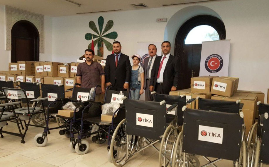تيكا التركية ترسل مساعدات إنسانية إلى معاقين في محافظة بابل العراقي