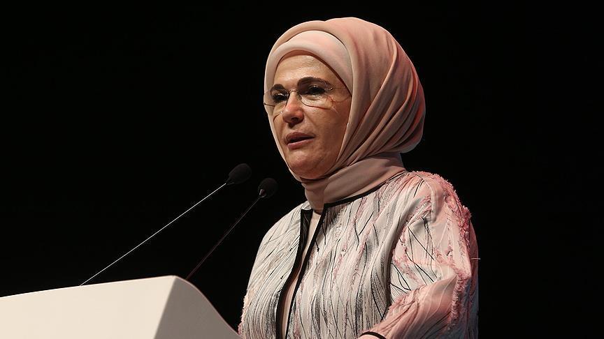 أمينة أردوغان: تركيا تقدم الرعاية الصحية المجانية للسوريين