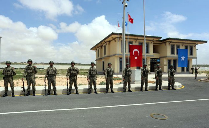 تركيا تفتتح أكبر قاعدة عسكرية لها في الخارج في مقديشو