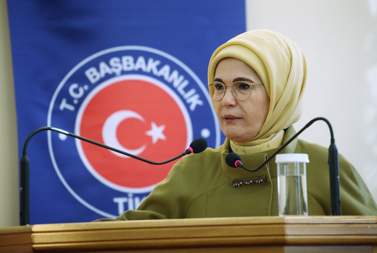 أمينة أردوغان تفتتح مشاريعًا لمنظمة “تيكا” التركية بإحدى الجامعات الأوكرانية