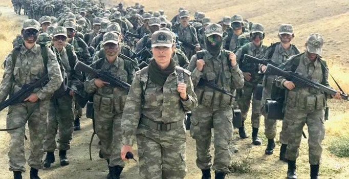بالصور: تدريبات أولى دفعات القوات الخاصة النسائية في الجيش التركي