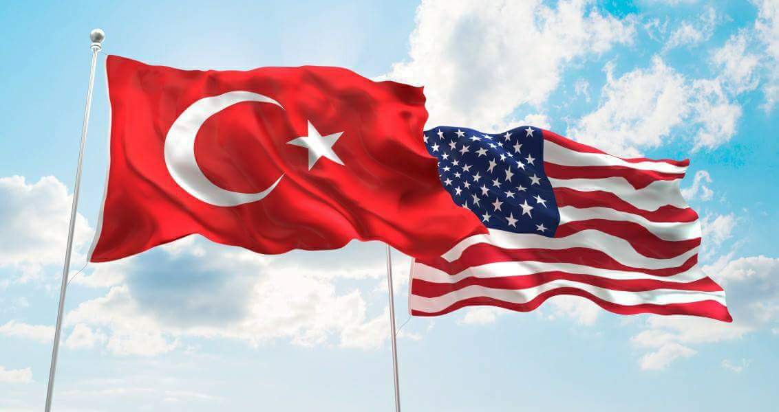 علم تركيا والولايات المتحدة الأمريكية 