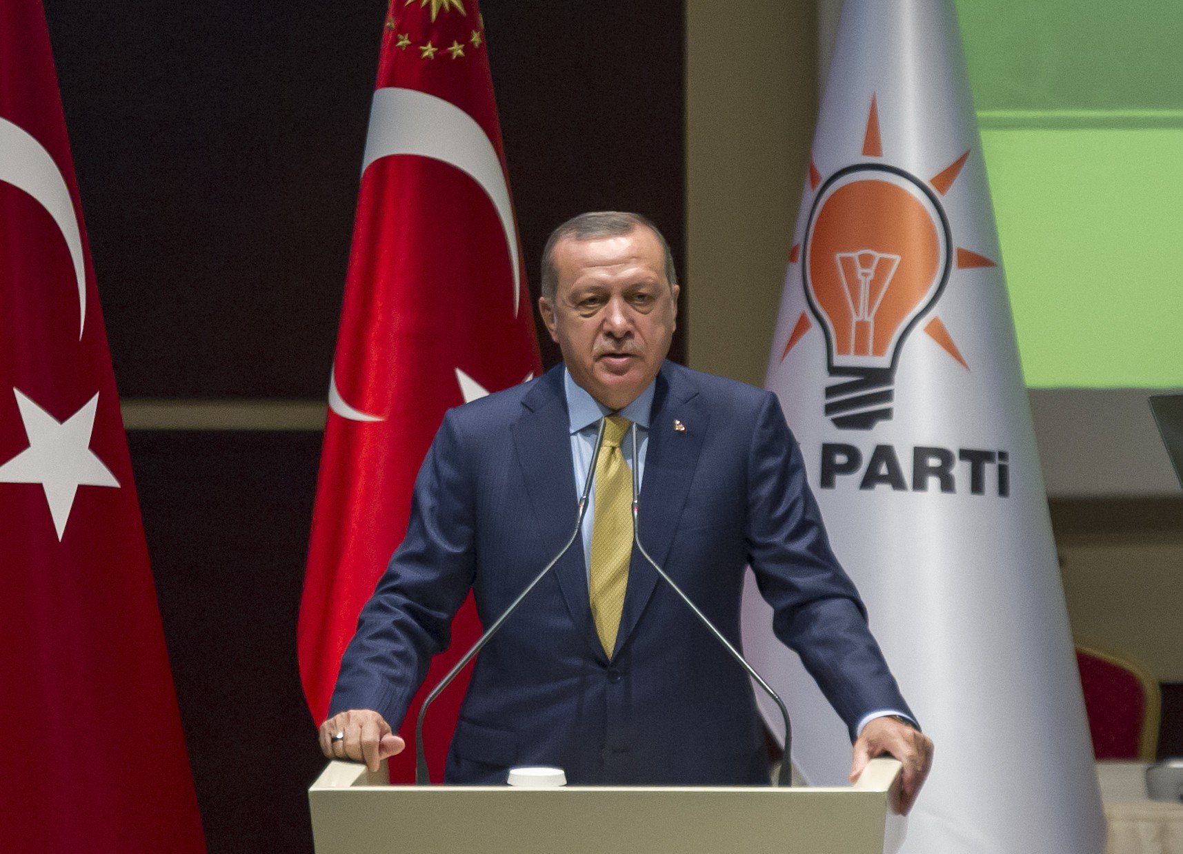 “العدالة والتنمية” يرشح أردوغان رسميًا لانتخابات الرئاسة