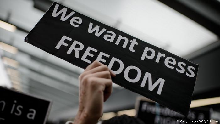 تقرير جديد يكشف عن أفضل وأسوأ الدول في حرية الصحافة حول العالم وعربياً