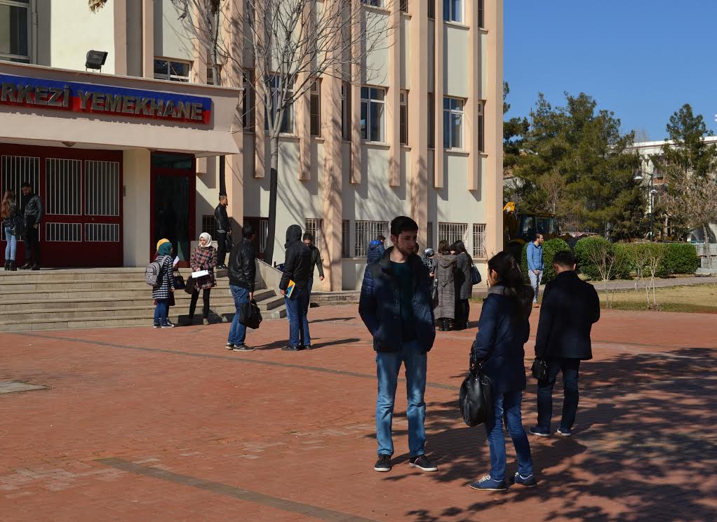 135 ألف طالب أجنبي تقدموا للمنح الدراسية بتركيا خلال 2018