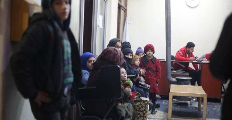 البدء في عمليات إجلاء المرضى والجرحى من الغوطة الشرقية