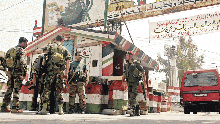 لبنان يسلم عسكريين منشقين إلى “نظام الأسد”