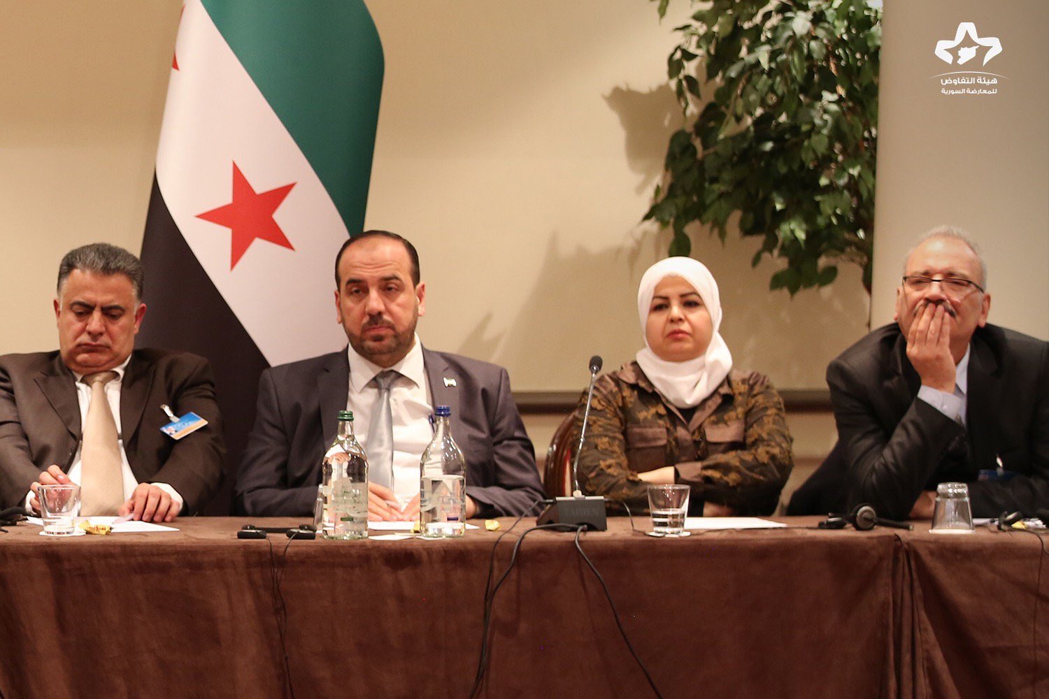 المعارضة السورية تحسم موقفها بشأن المشاركة في محادثات جنيف المقبلة