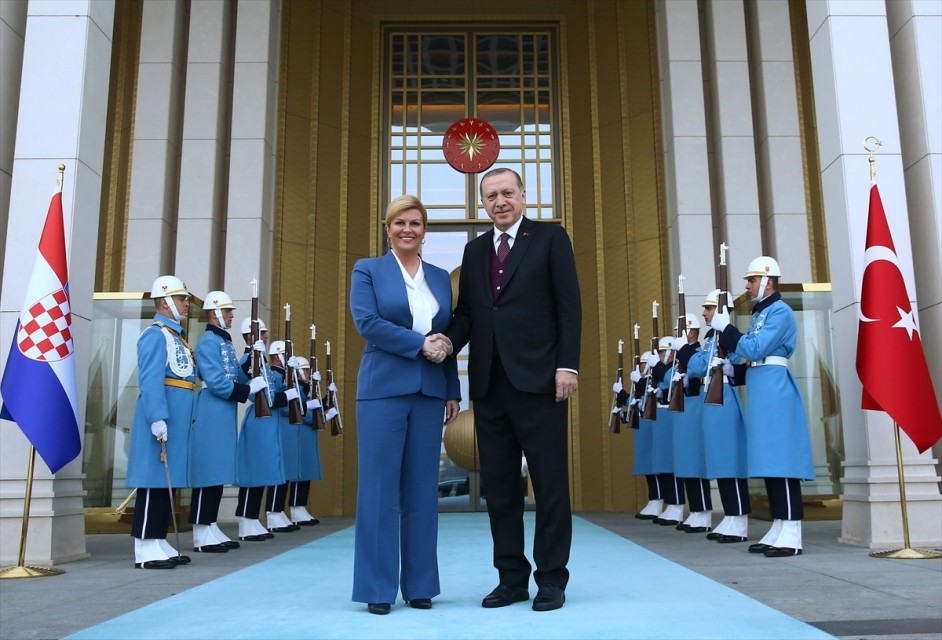 الرئيس أردوغان يستقبل نظيرته الكرواتية كوليندا غرابار كيتاروفيتش