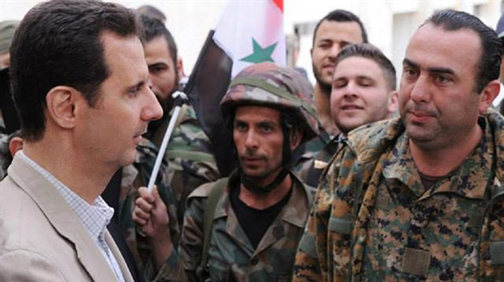 بشار الأسد بين جنوده