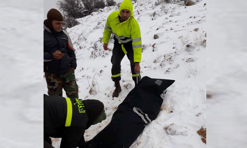 ارتفاع ضحايا السوريين الذين قضوا نتيجة الثلوج على الحدود مع لبنان .. وهذا الرقم الجديد