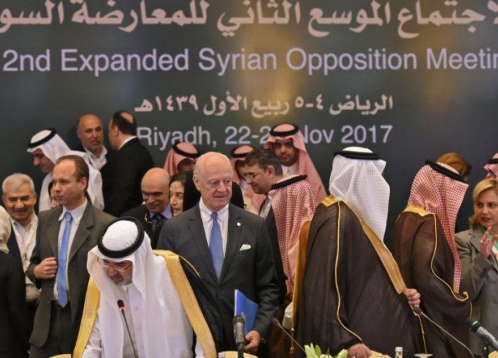 السعودية تركت ثوار سوريا في منتصف الطريق