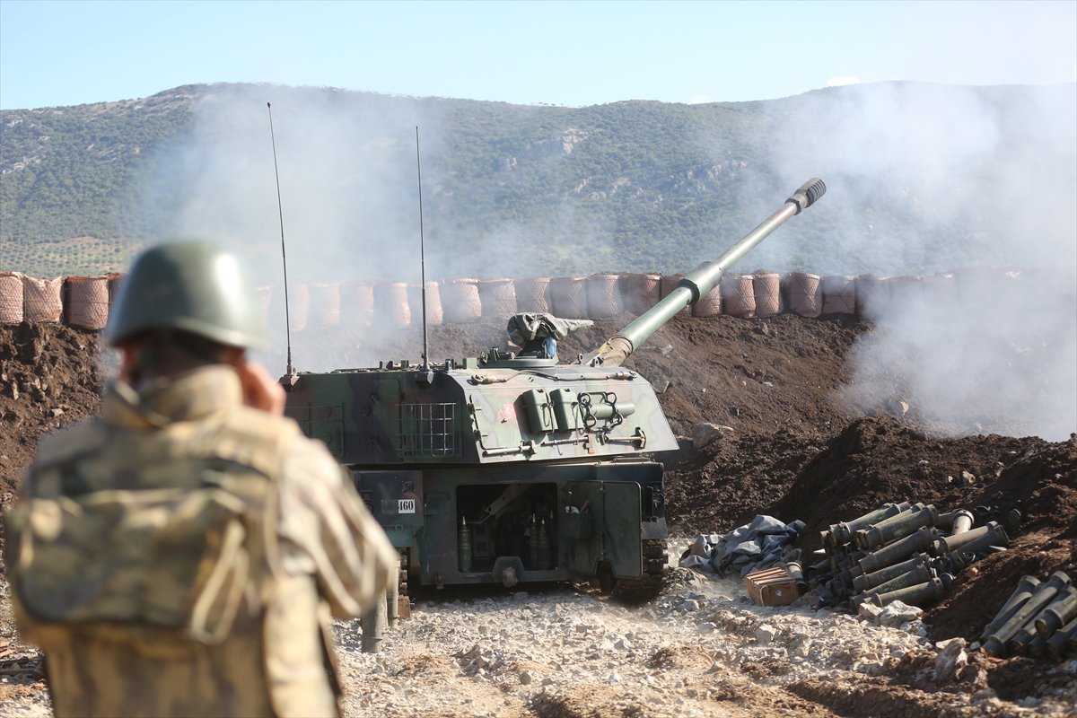 مدفعية ”العاصفة” التركية محلية الصنع تلعب دورًا كبيرا في معارك “غصن الزيتون”