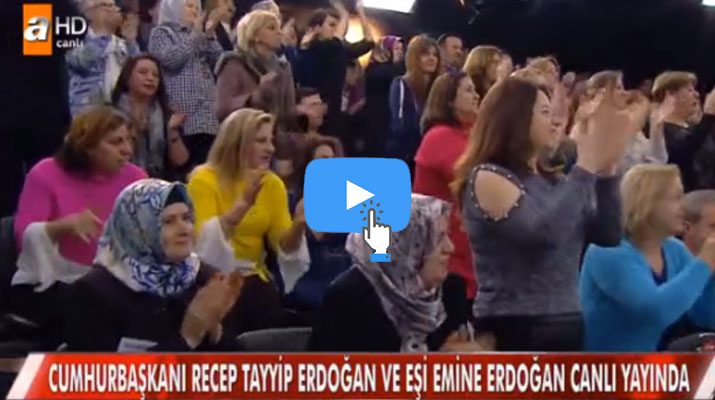 شاهد بماذا فاجئت مذيعة تركية جمهورها !!