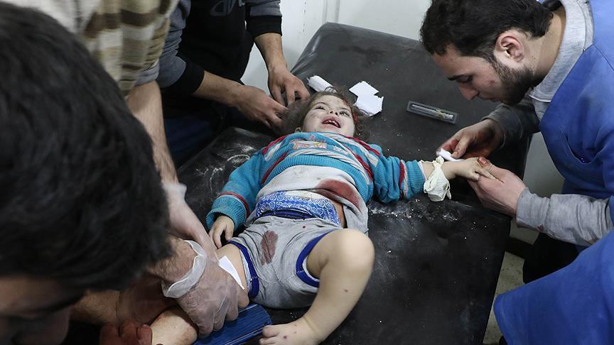 مقتل 9 مدنيين في الغوطة الشرقية بغارات للنظام السوري