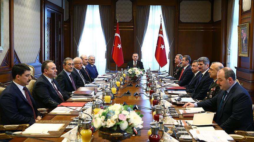 الرئيس أردوغان يرأس اجتماعا لدراسة 55 مشروعا دفاعيا بقيمة 9.4 مليار دولار