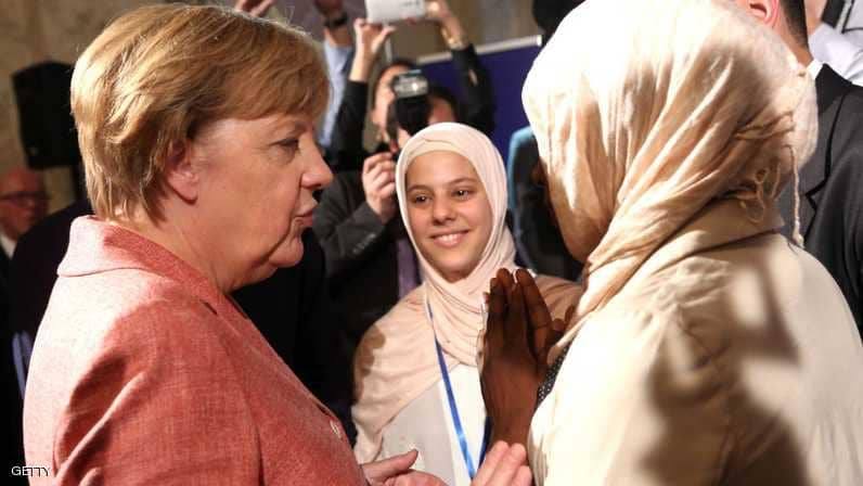 ميركل تبدأ ولايتها الرابعة رسميا وتؤكد أن الإسلام جزء مهم من ألمانيا