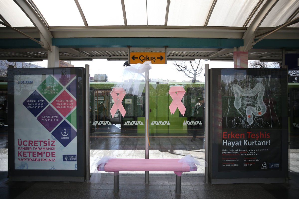 شاهد بالصور: تغيير اسم محطة مترو في ولاية بورصة للتوعية بمرض السرطان ومخاطره