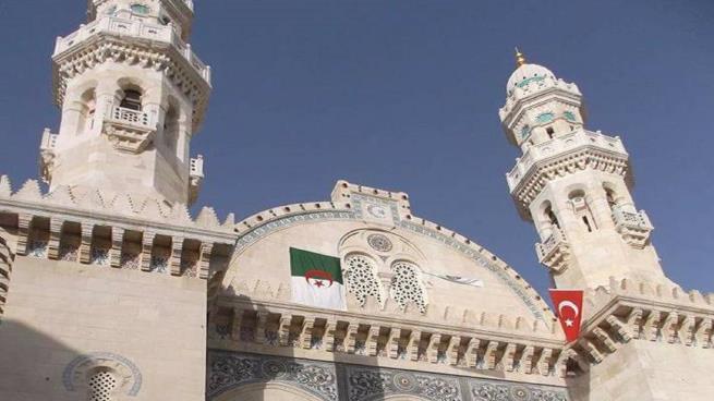 إعادة افتتاح مسجد "كتشاوة" العثماني في الجزائر