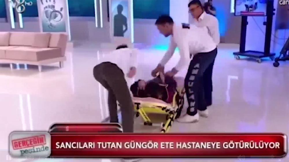 جائها المخاص على الهواء مباشرة على تلفزيون تركي (فيديو)