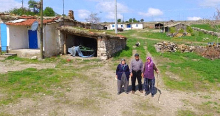 شاهد: قرية تركية يسكنها 3 أشخاص تناشد السوريين للعيش فيها !!