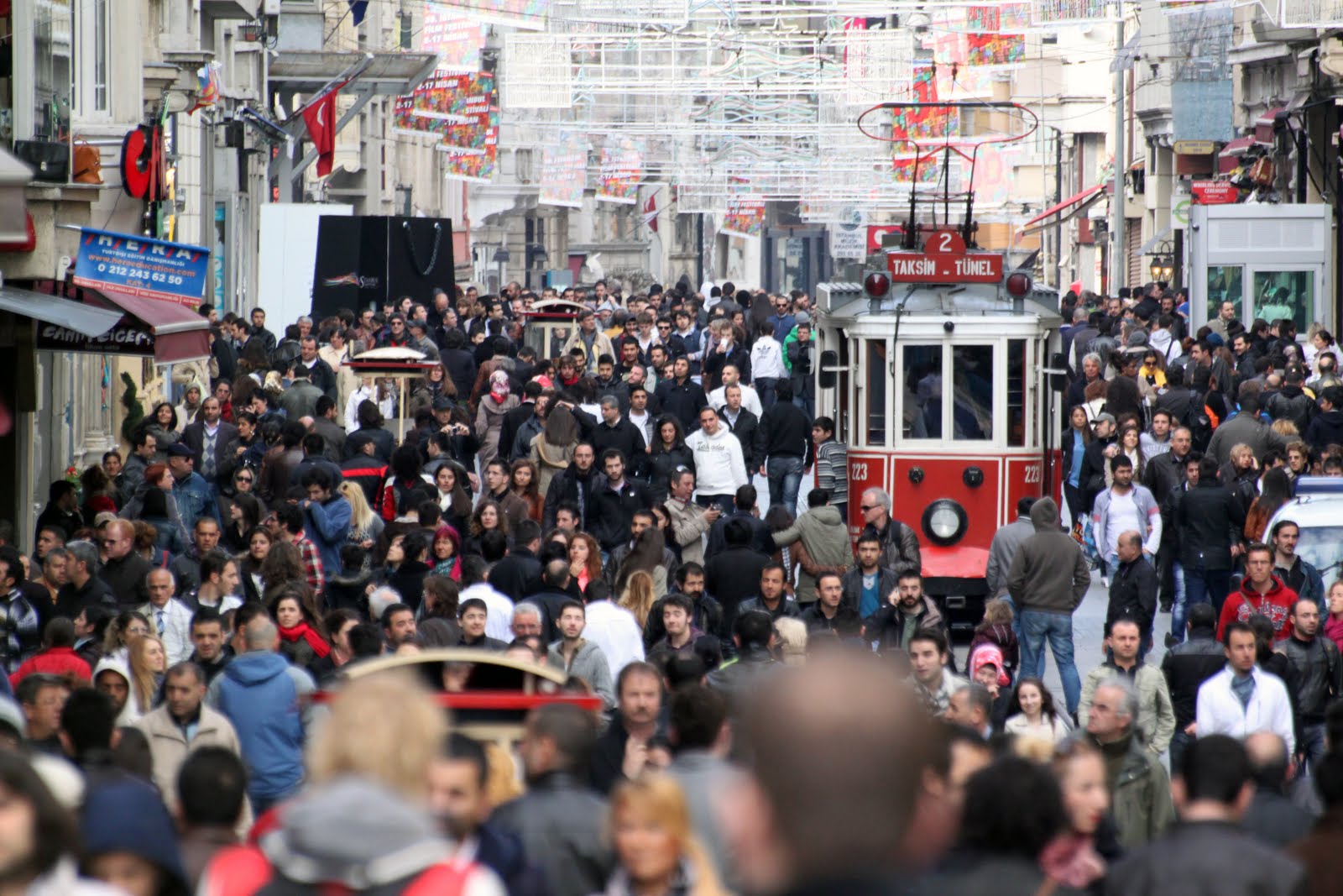 400 ألف مهاجر داخلي إستقبلت إسطنبول العام الماضي!