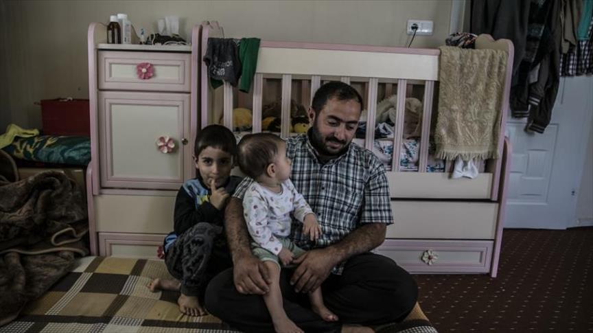 تركيا تداوي حروق الطفل السوري “يوسف”