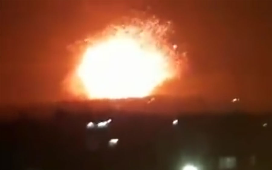 وكالة أنباء روسية: إسرائيل قصفت سوريا بأول قنبلة نووية تكتيكية