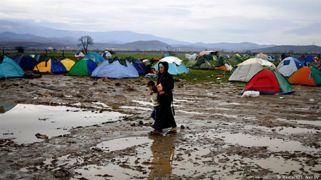 اللاجئين في اليونان