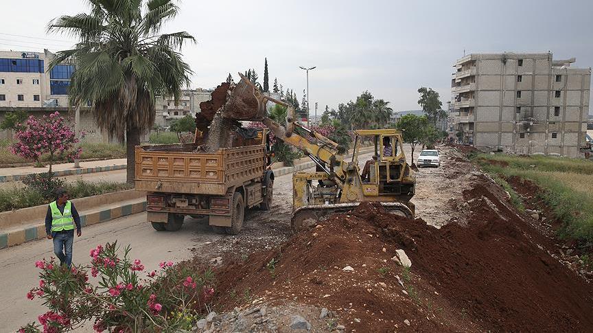 الجيشان التركي و”السوري الحر” يواصلان إزالة الألغام في عفرين