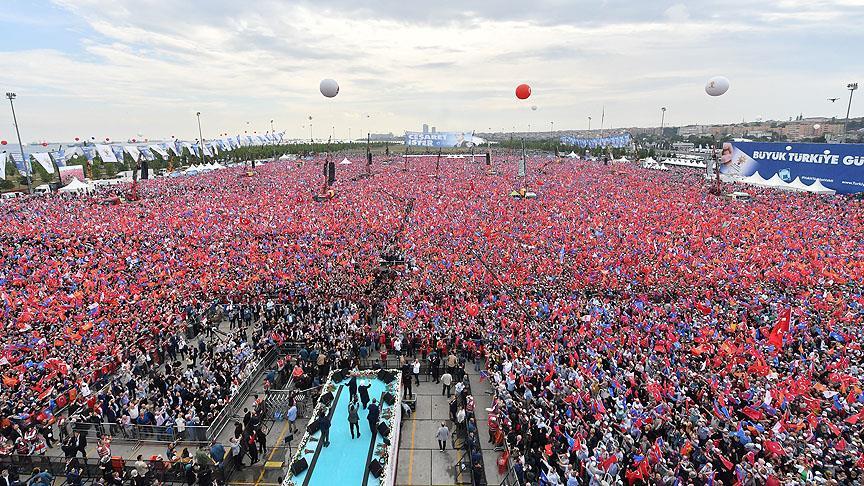 1.3 مليون شاركوا في التجمع الجماهيري لـ”العدالة والتنمية” بإسطنبول