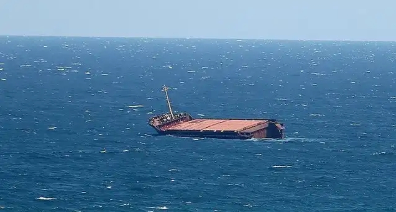 إجلاء طاقم سفينة شحن تركية كانت على وشك الغرق قبالة سواحل كرواتيا