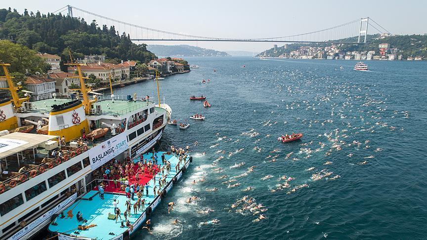 مضيق البوسفور باسطنبول يستضيف “بطولة سامسونغ عبر القارات”