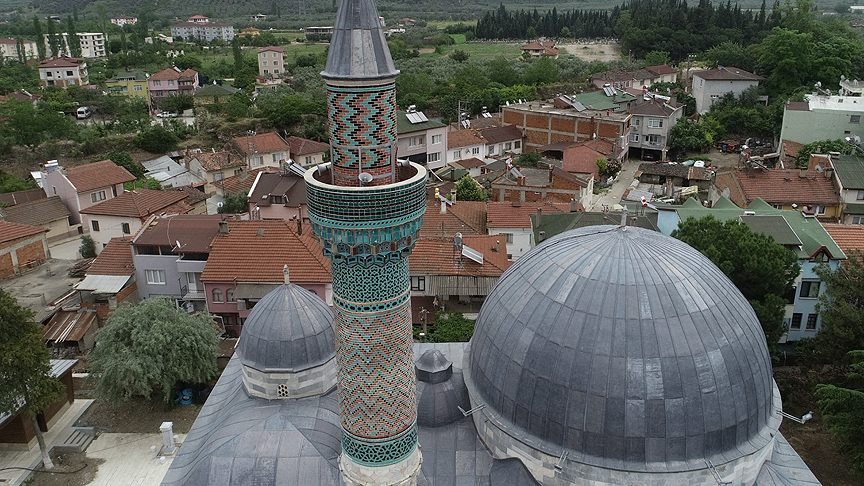 مئذنة “الجامع الأخضر” ببورصه التركية تحفة فنية عثمانية تركيا بالعربي